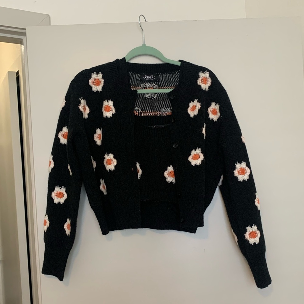 Cider flower sweater set